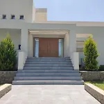 Ferienhaus Mit Privatpool Fuer 8 Personen Ca 250 Qm In Chalikounas, Nordgriechenland Korfu