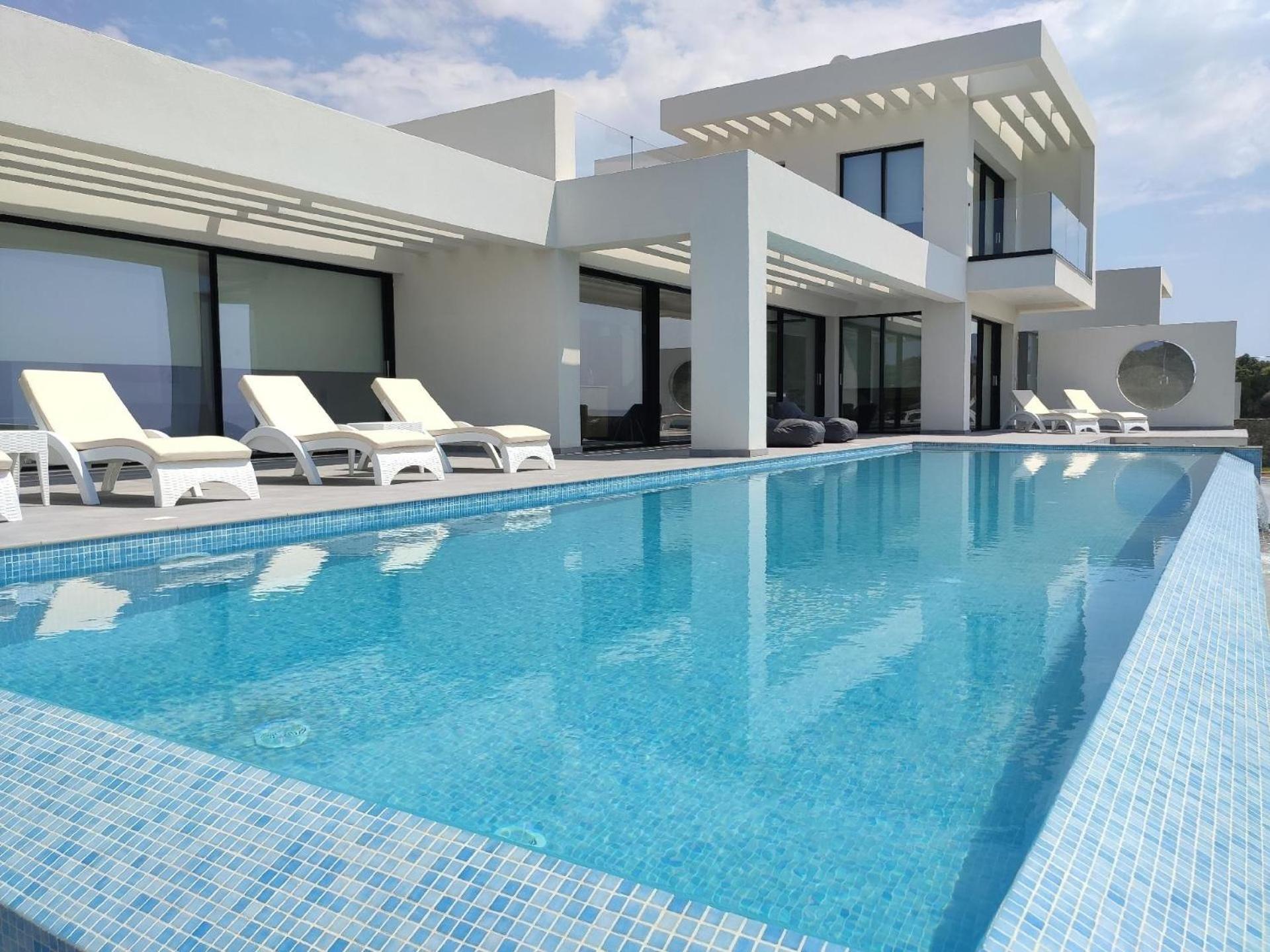 Holiday home Mit Privatpool Fuer 8 Personen Ca 250 Qm In Chalikounas, Nordgriechenland Korfu *